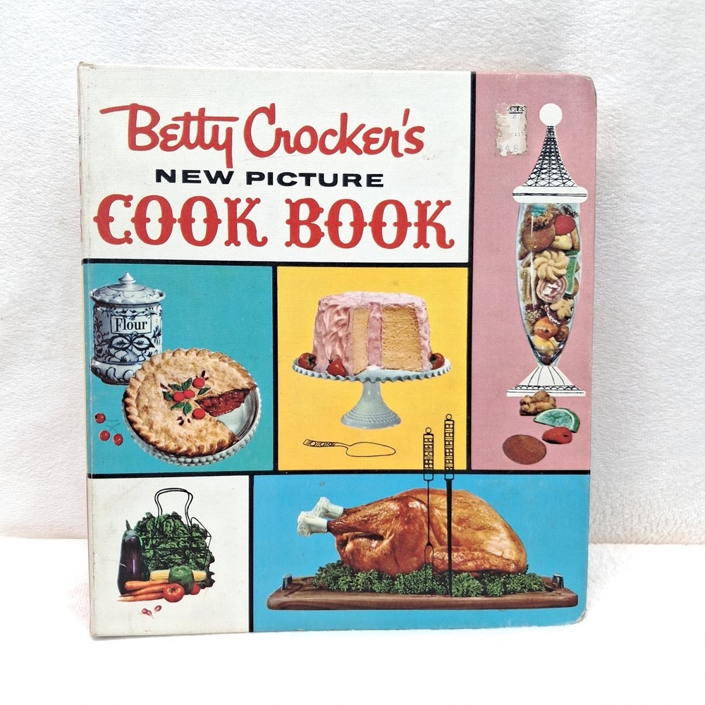 Betty Crocker's New Picture Cook Book 1961 5-Ring 1st Edition 2nd Printing READ